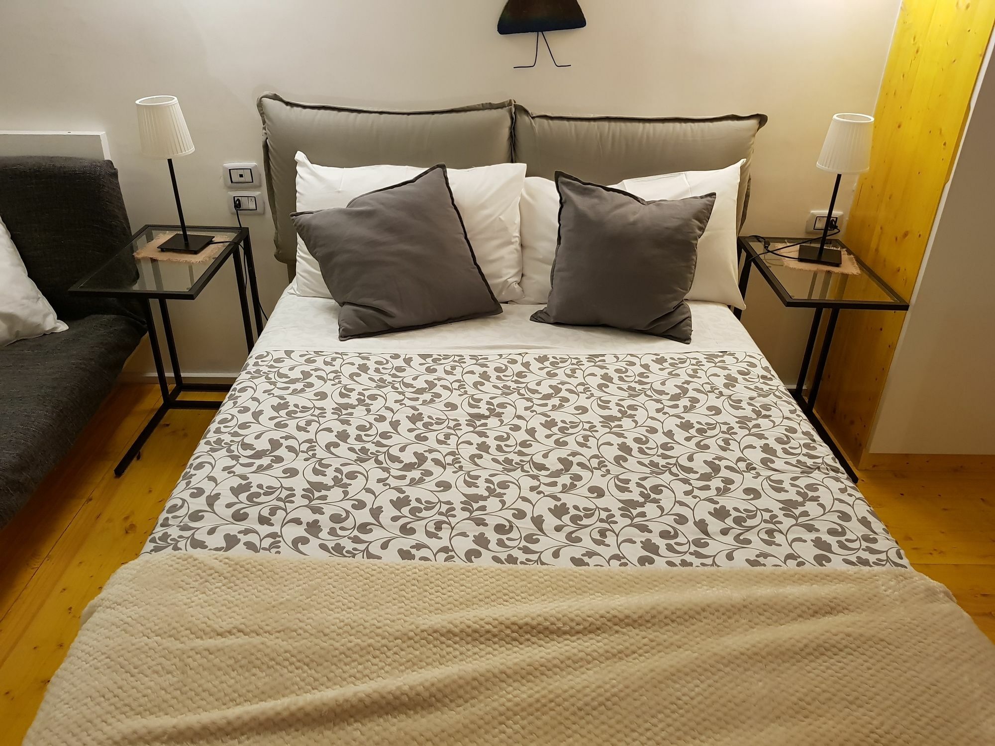 Graziella 27 Apartment Наполи Екстериор снимка